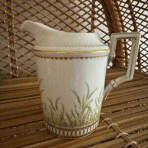 Vintage Kaiser Artemis Creamer